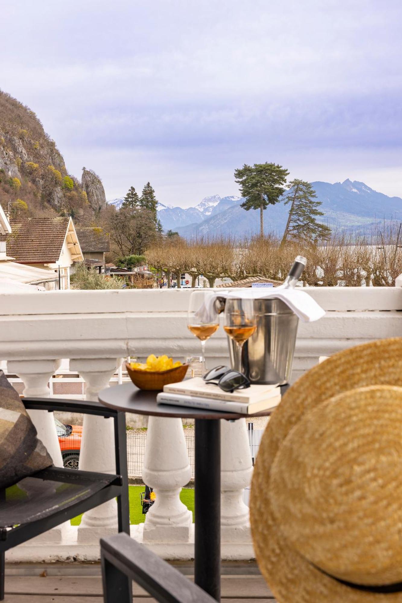 Hotel Le Bel Abri Annecy Exterior foto